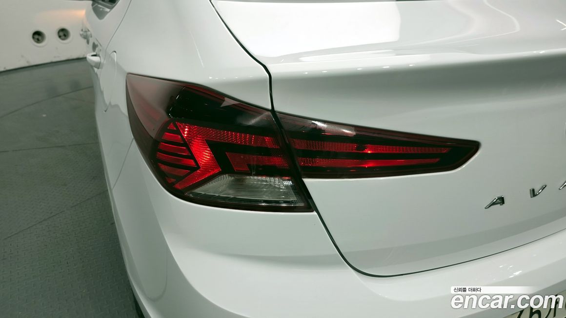 Hyundai AVANTE 2020