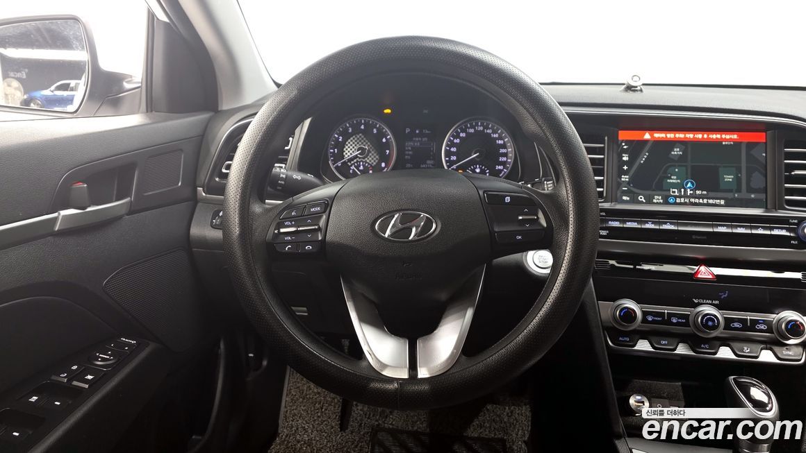 Hyundai AVANTE 2020