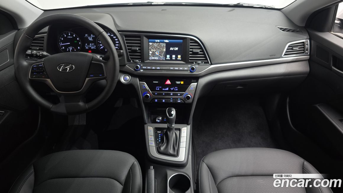 Hyundai AVANTE 2016