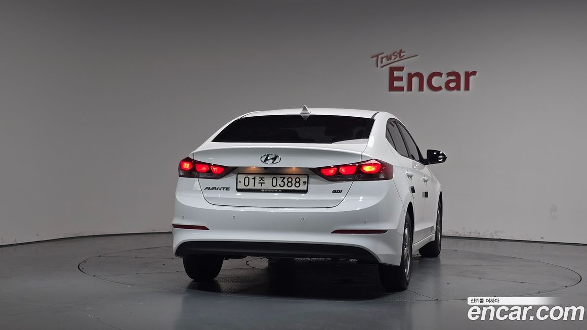 Hyundai AVANTE 2016