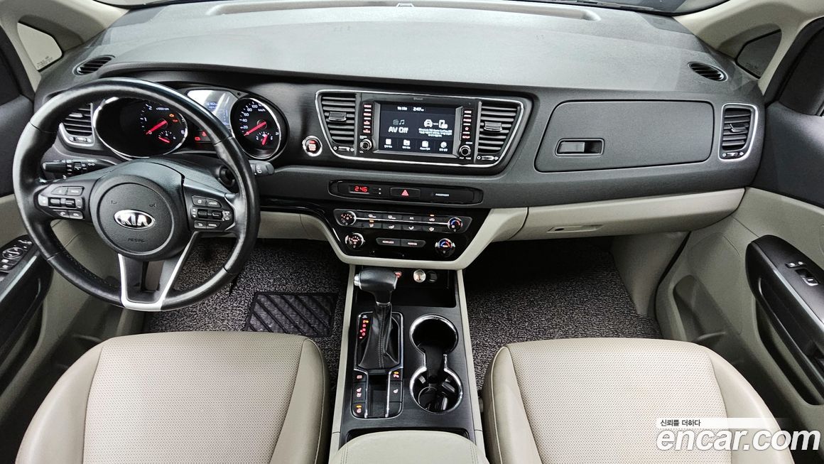 Kia Canival 2019