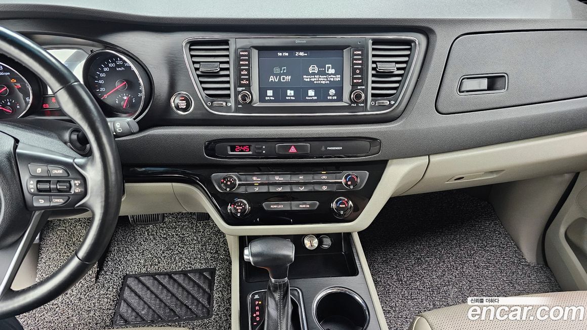Kia Canival 2019
