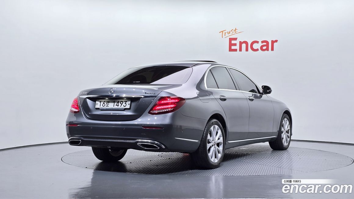 Mercedes-Benz E-Class 2019