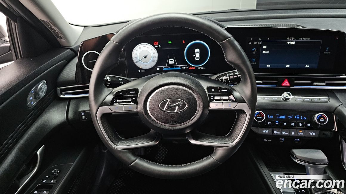 Hyundai AVANTE 2021