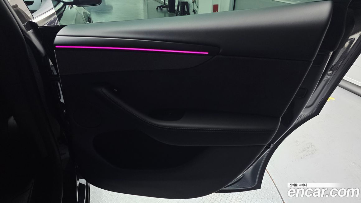 Tesla Model Y 2026