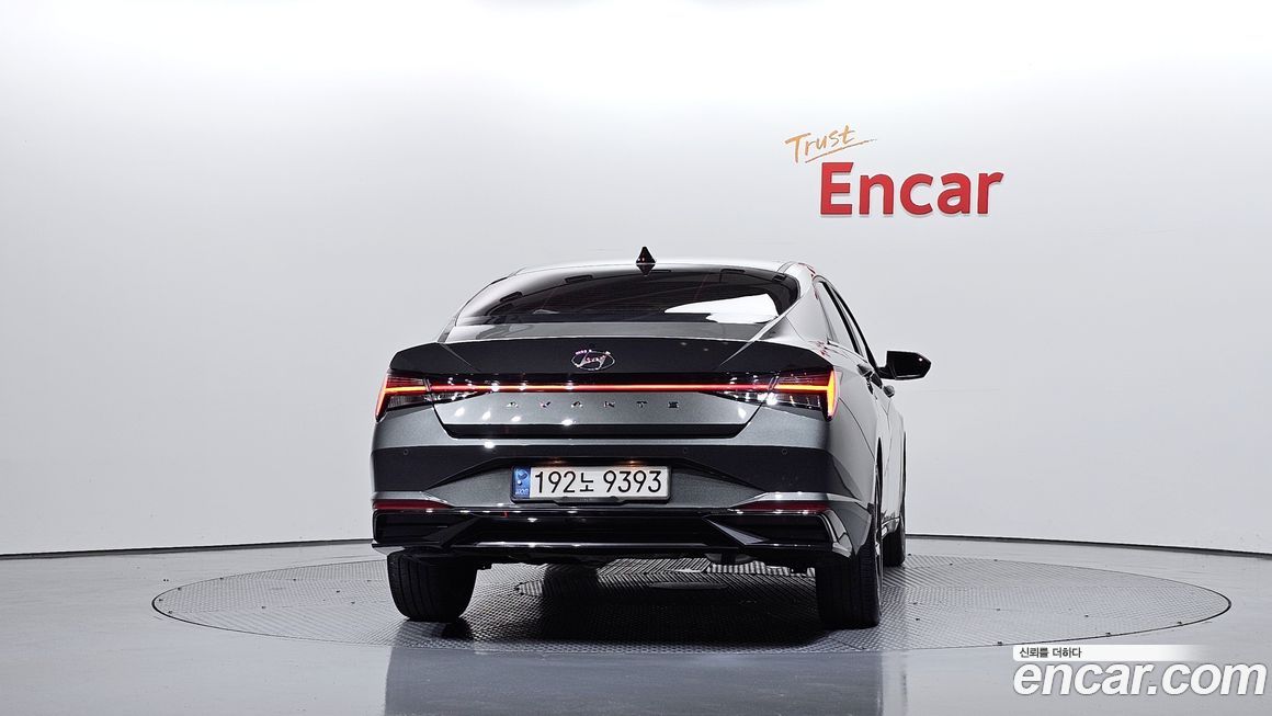 Hyundai AVANTE 2021