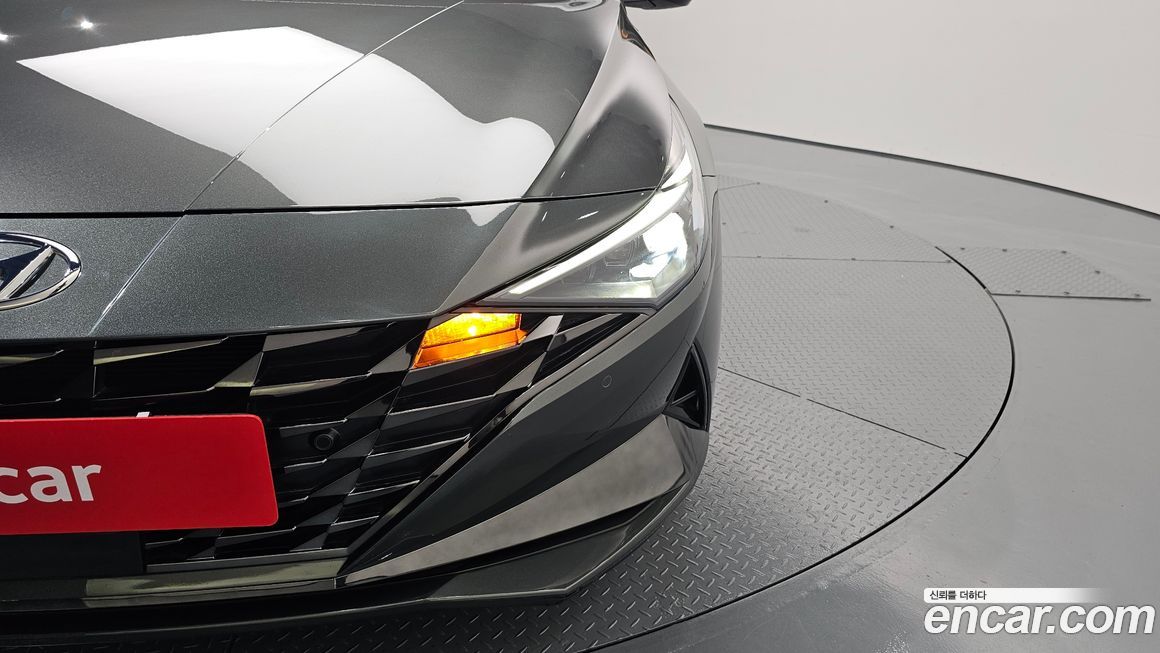 Hyundai AVANTE 2021