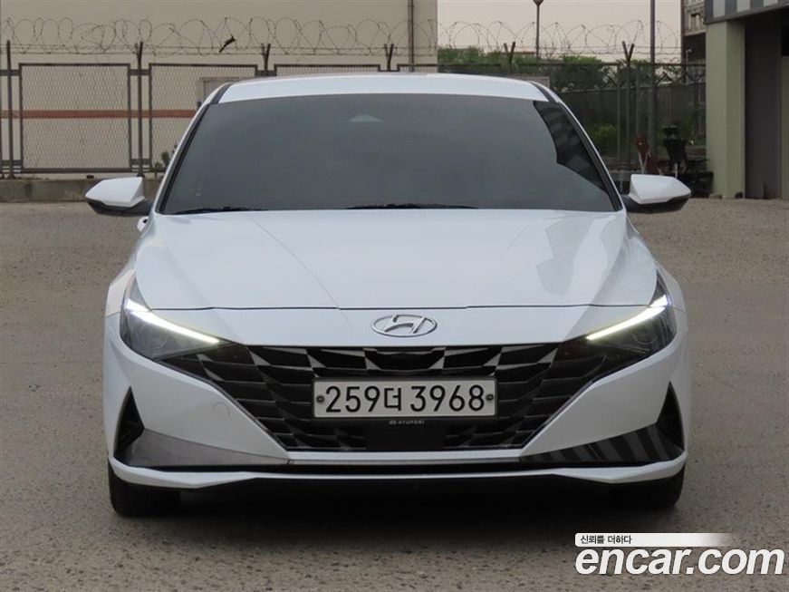 Hyundai AVANTE 2021