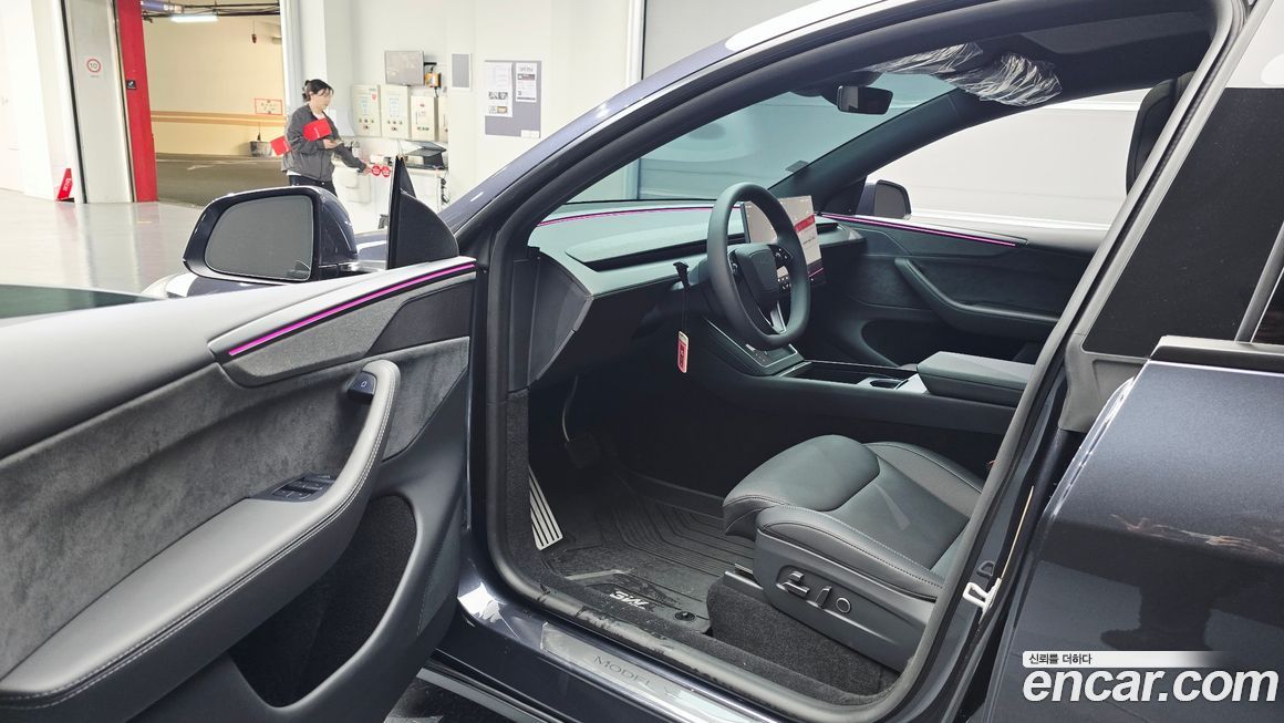 Tesla Model Y 2026