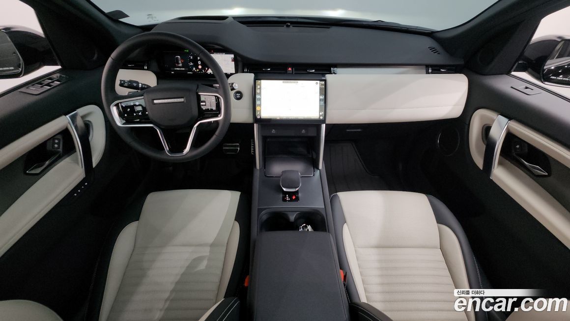 Land Rover Discovery Sport 2025