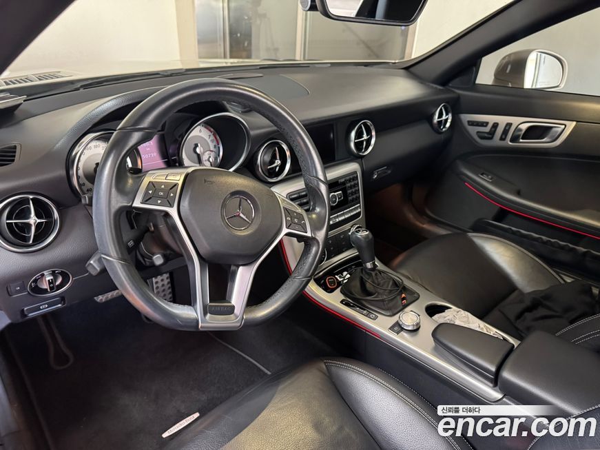 Mercedes-Benz SLK-Class 2012