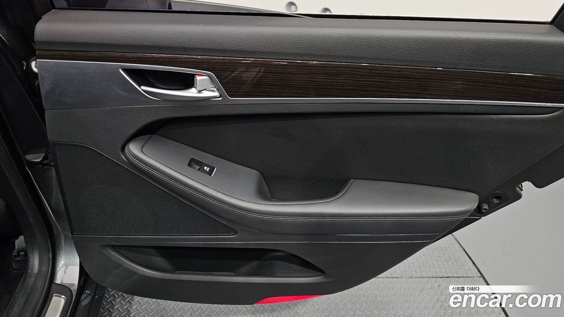 Genesis G80 2017