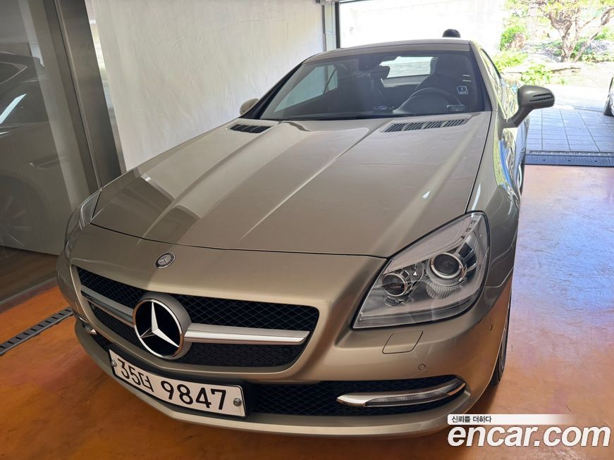 Mercedes-Benz SLK-Class 2012