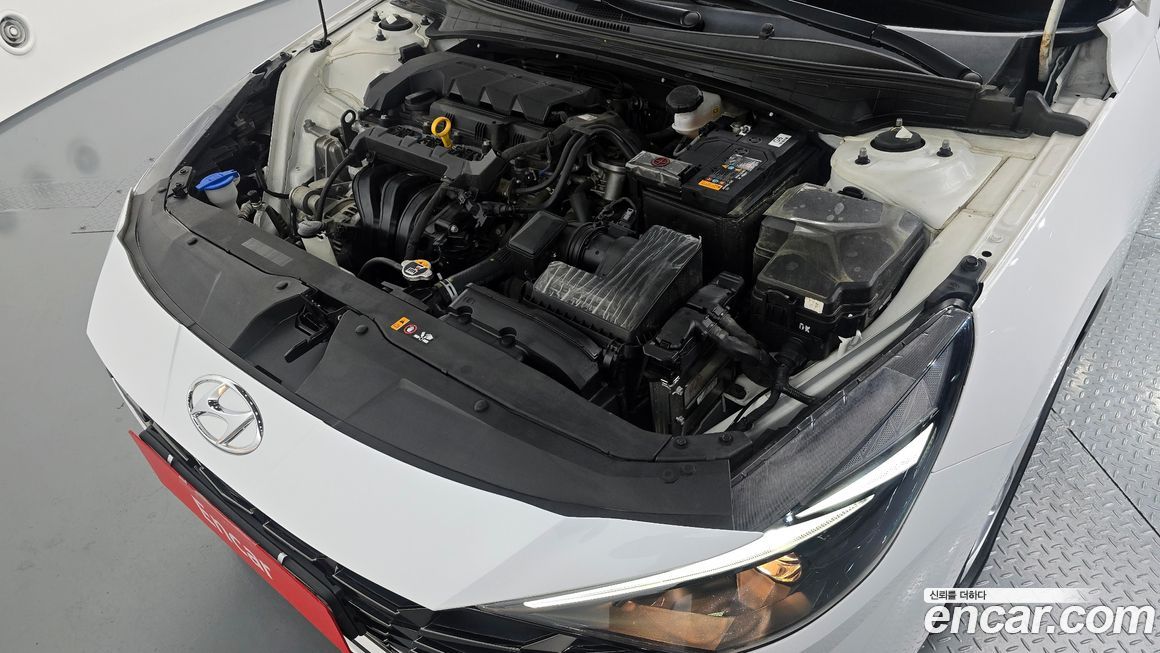 Hyundai AVANTE 2021