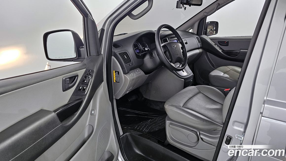 Hyundai Starex 2021