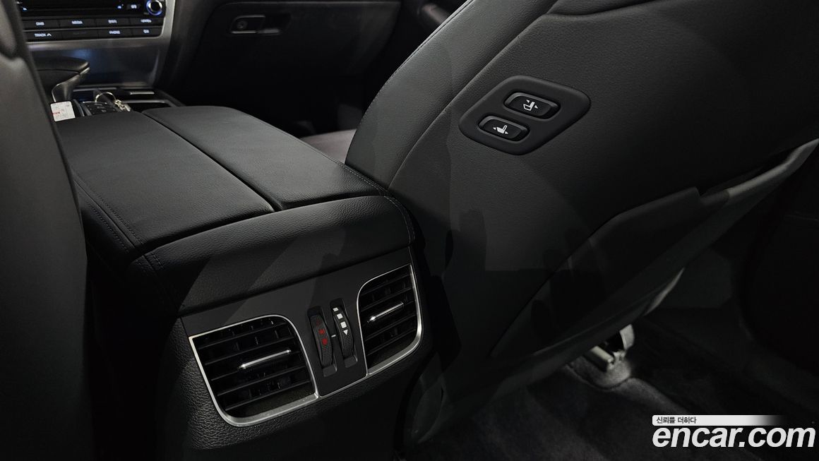 Genesis G80 2017
