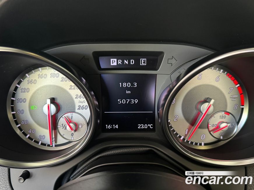 Mercedes-Benz SLK-Class 2012