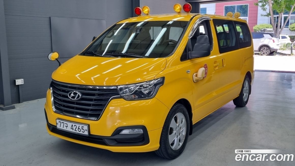 Hyundai Starex 2019