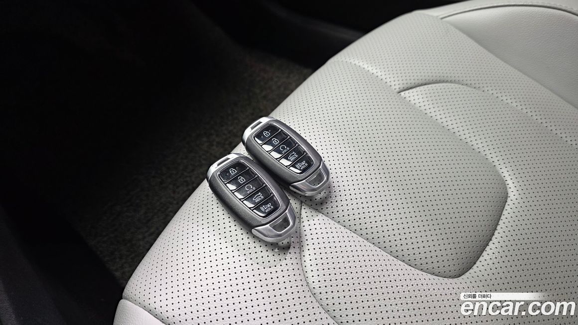 Hyundai AVANTE 2023