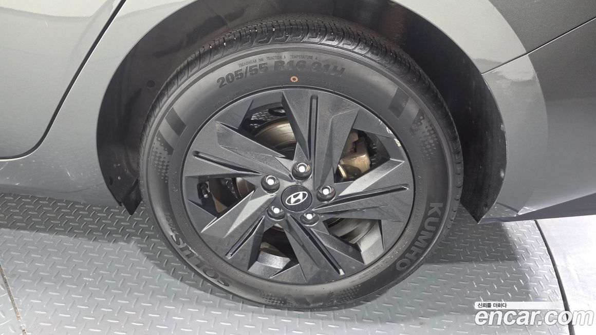 Hyundai AVANTE 2023