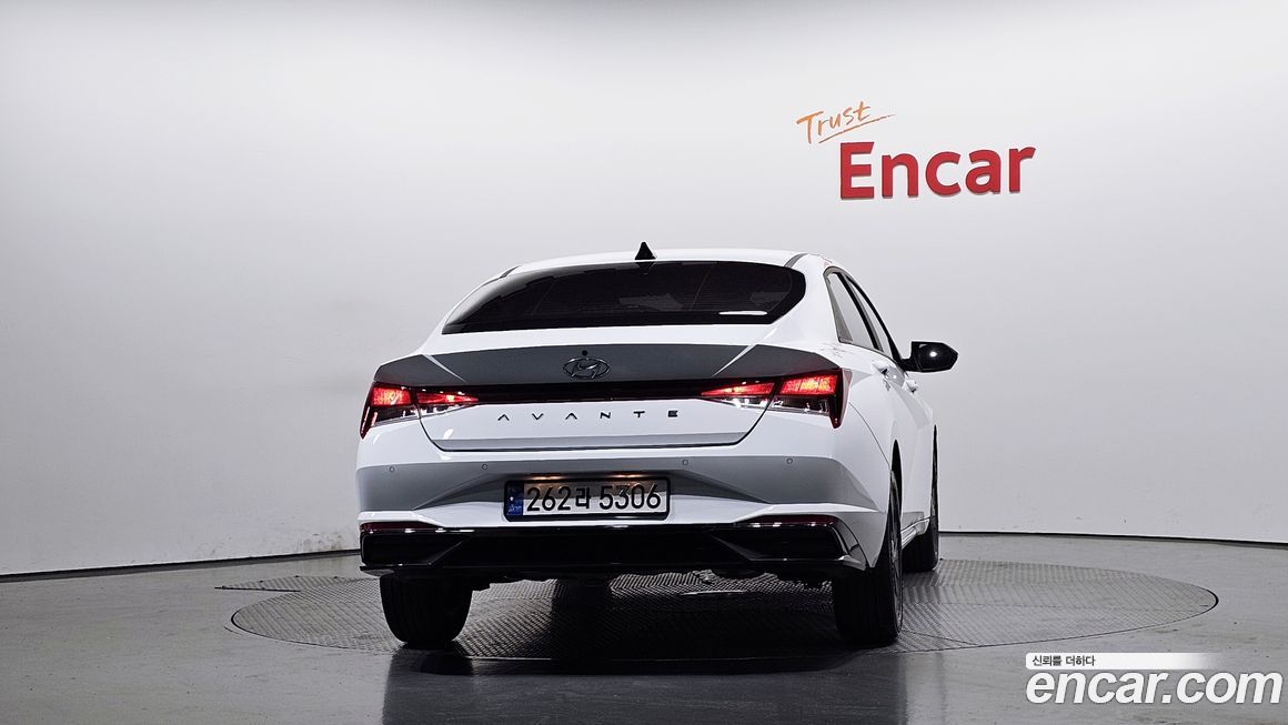 Hyundai AVANTE 2023