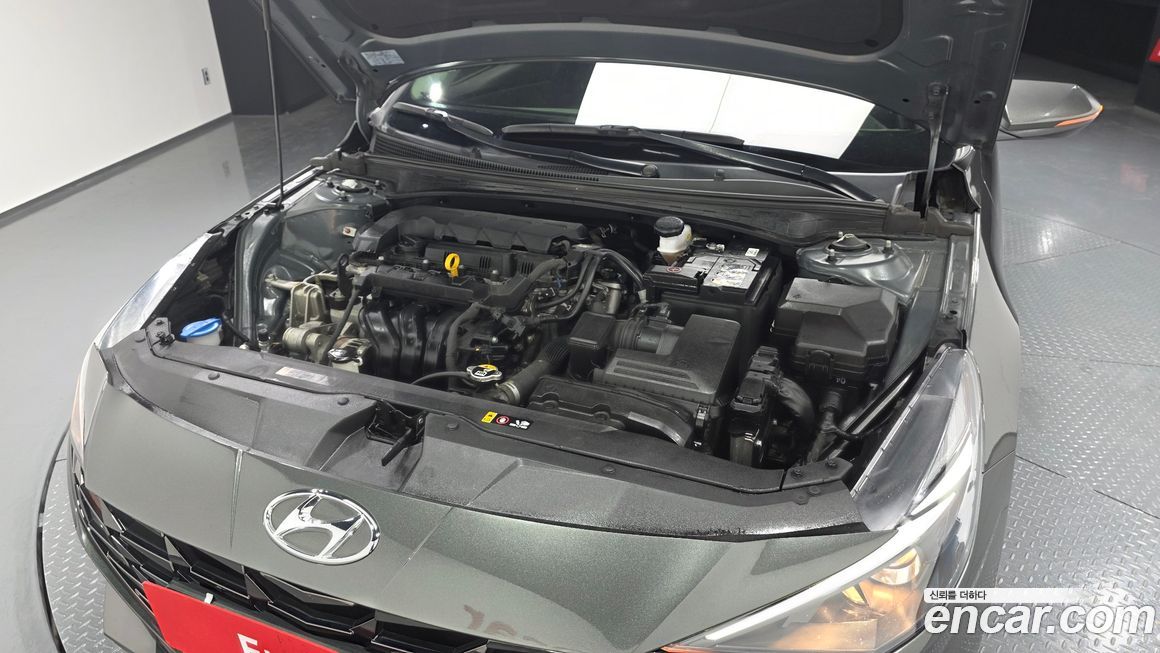 Hyundai AVANTE 2023