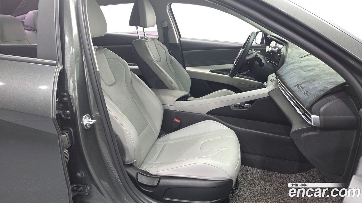 Hyundai AVANTE 2023