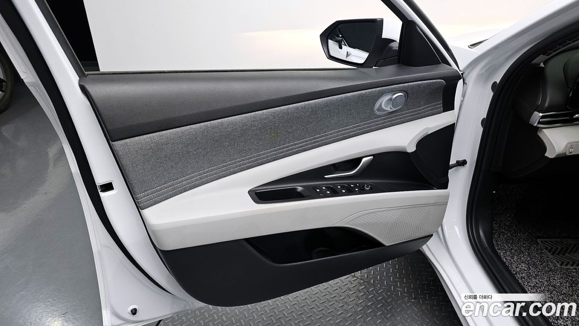 Hyundai AVANTE 2023