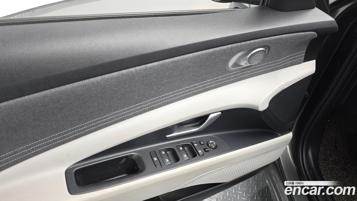 Hyundai AVANTE 2023