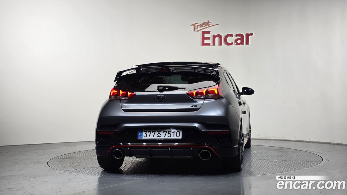 Hyundai Veloster 2021