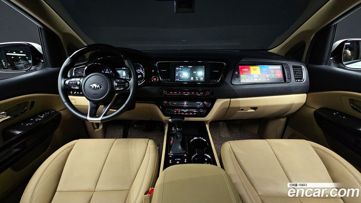 Kia Canival 2019
