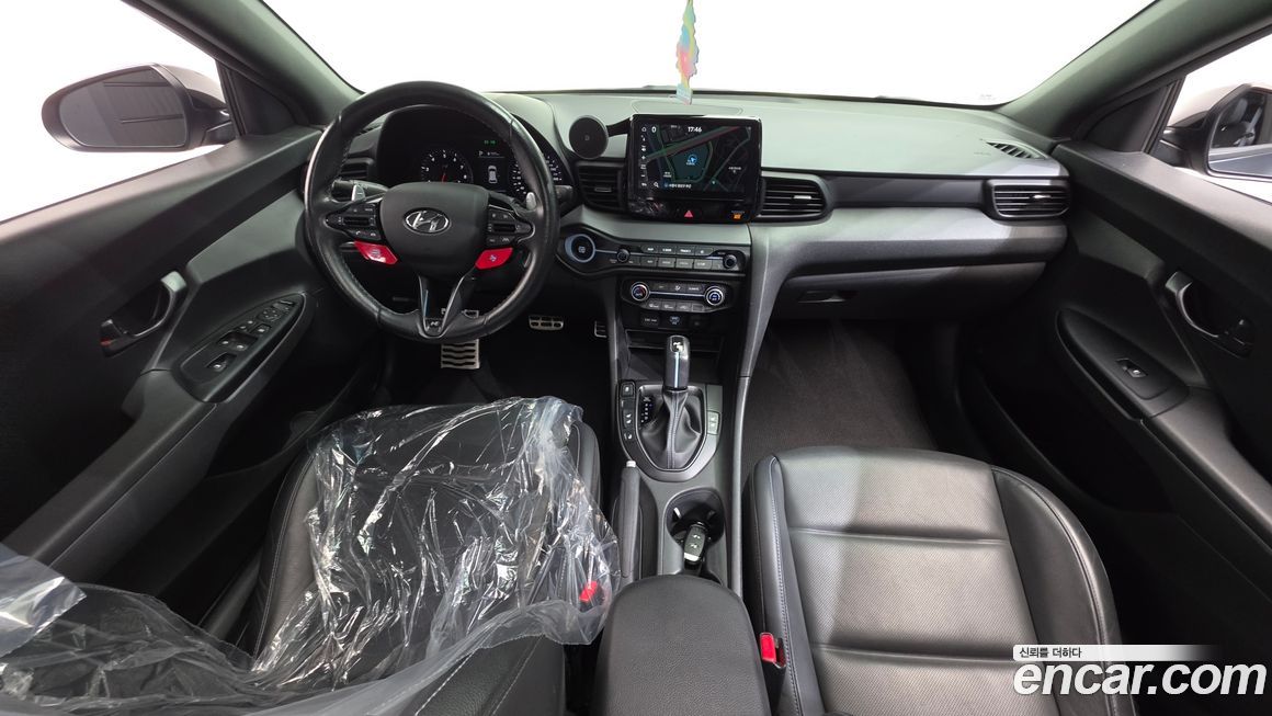 Hyundai Veloster 2021