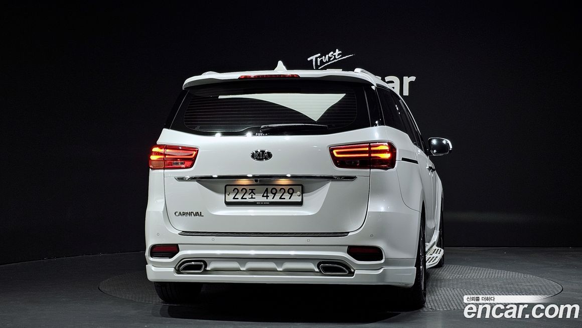 Kia Canival 2019
