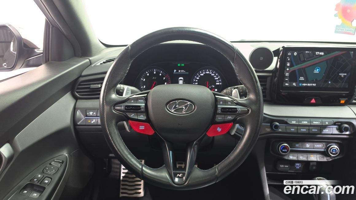 Hyundai Veloster 2021