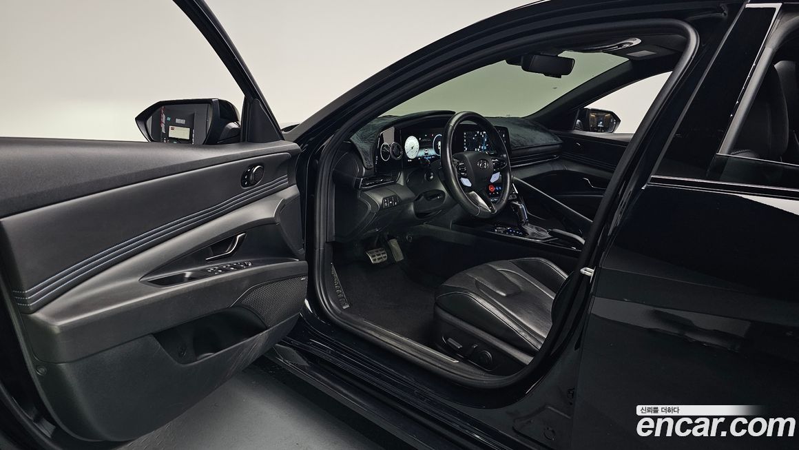 Hyundai AVANTE 2022