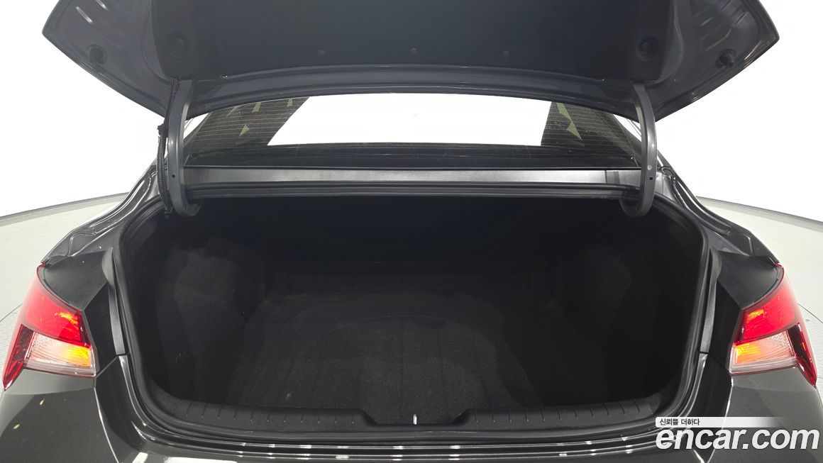 Hyundai AVANTE 2026
