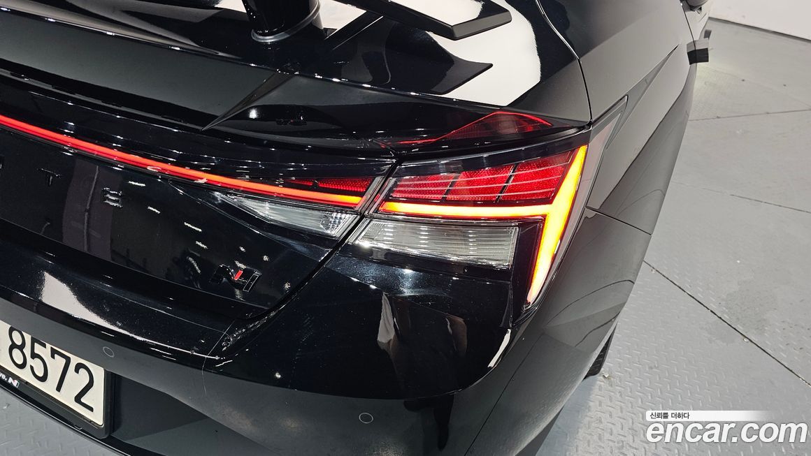 Hyundai AVANTE 2022