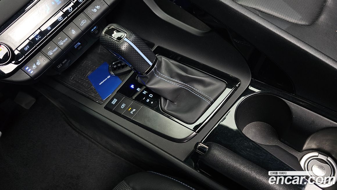 Hyundai AVANTE 2022