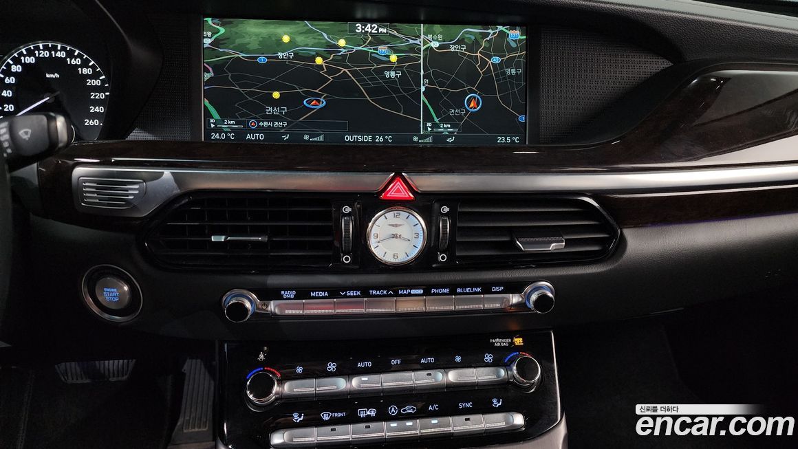 Genesis EQ900 2018