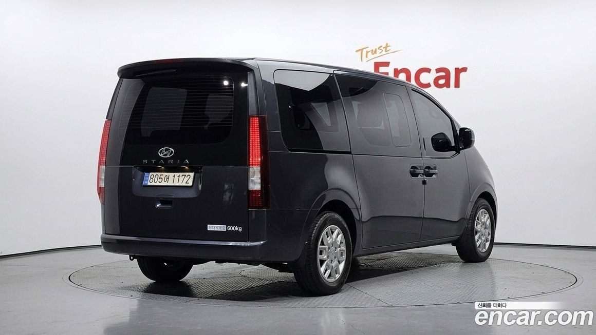 Hyundai Staria 2023