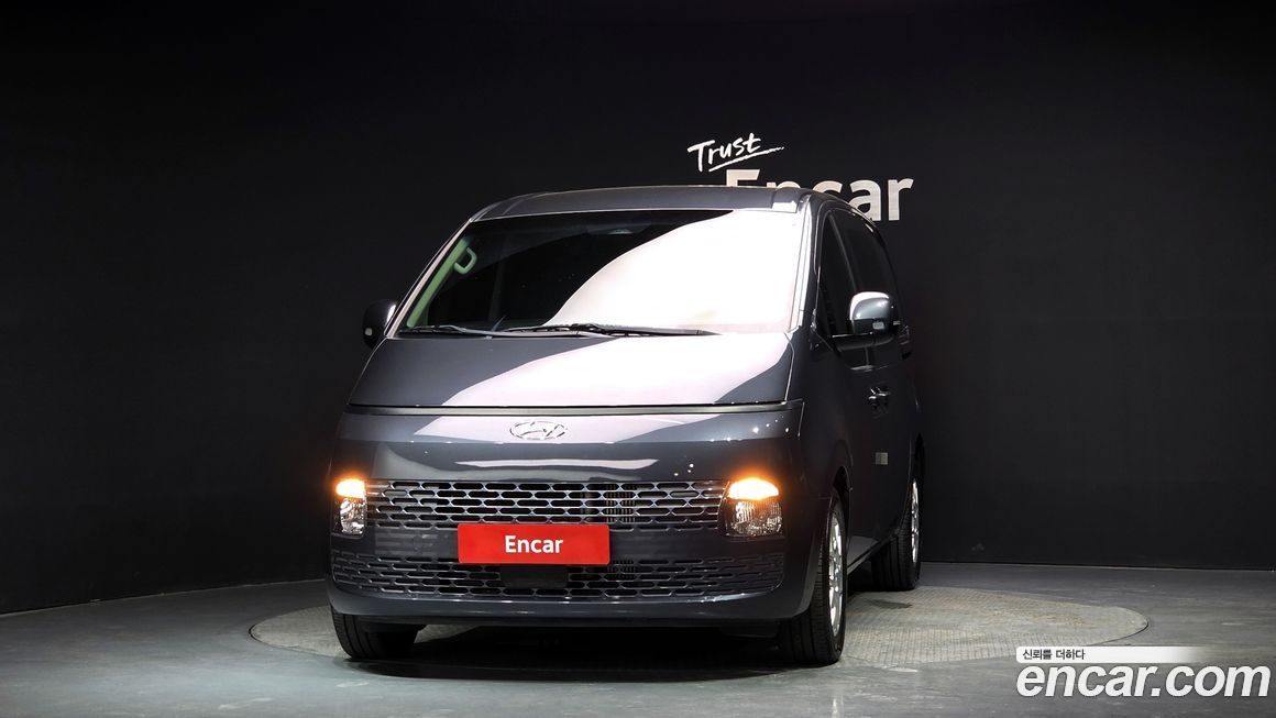 Hyundai Staria 2023