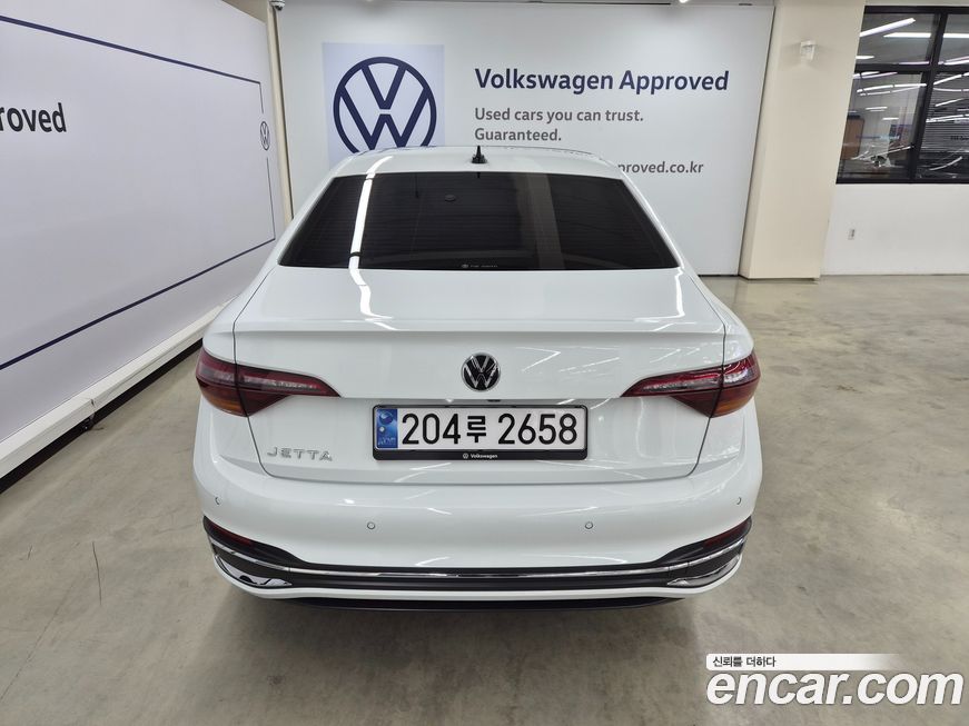 Volkswagen Jetta 2024