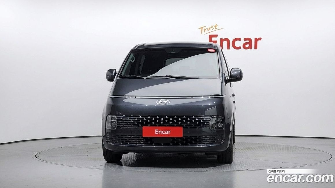 Hyundai Staria 2023