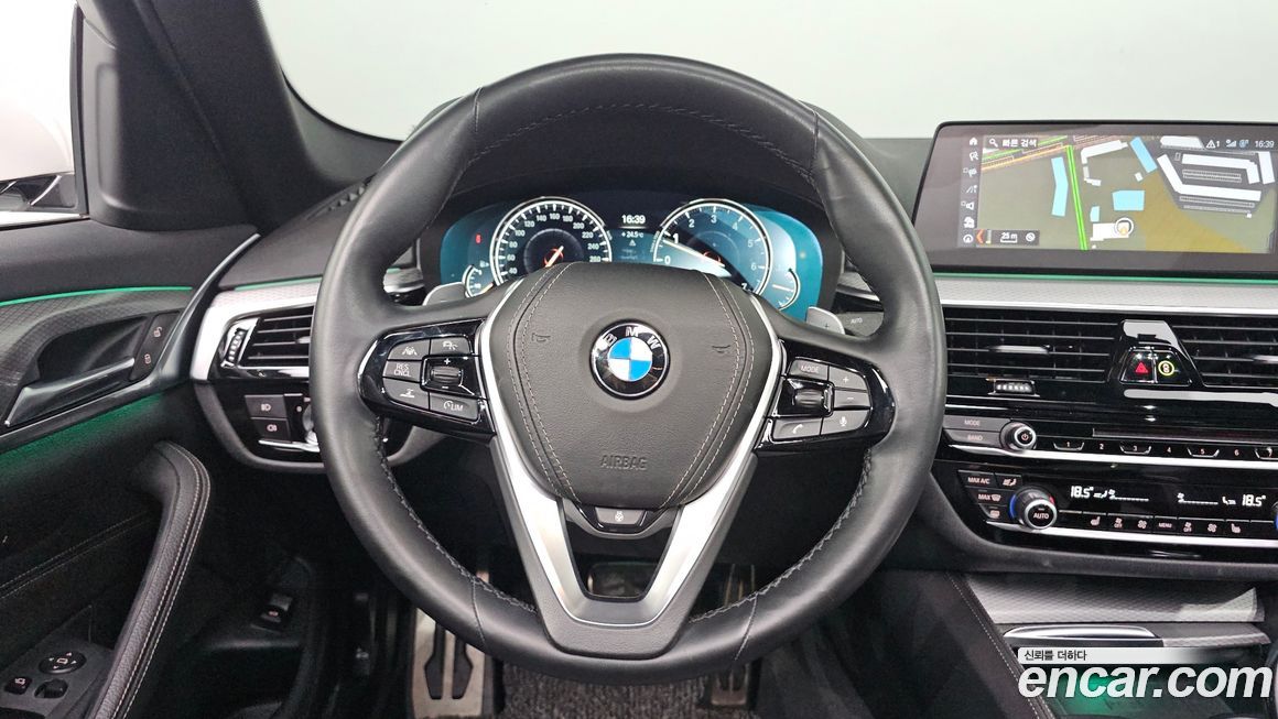 BMW 5-Series 2018