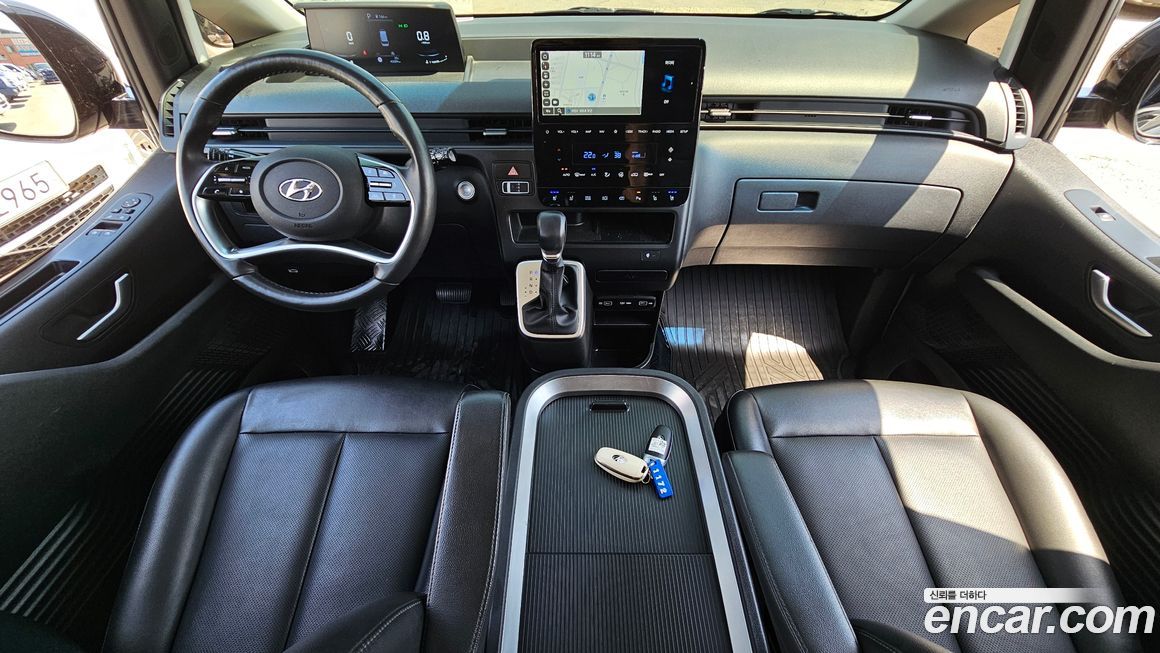 Hyundai Staria 2023