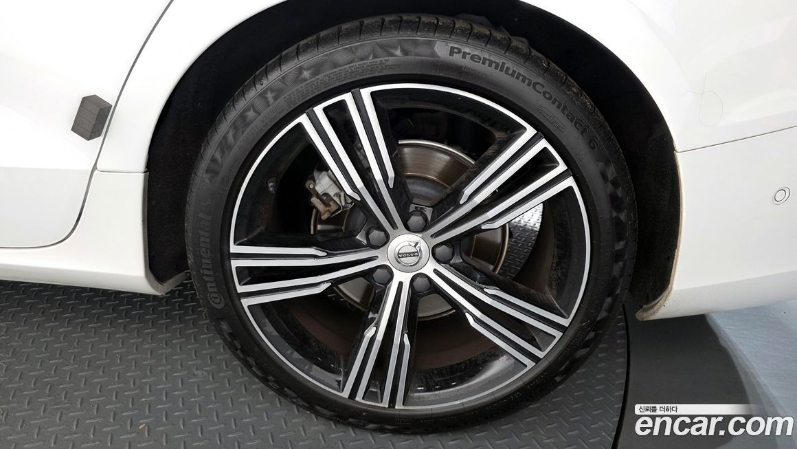 Volvo S60 2020