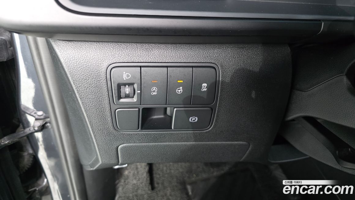 Hyundai Staria 2023