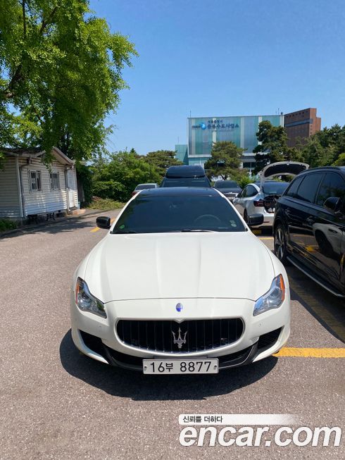 Maserati Quattroporte 2015