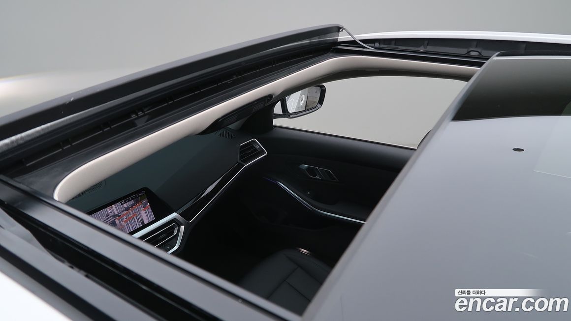 BMW 3-Series 2021