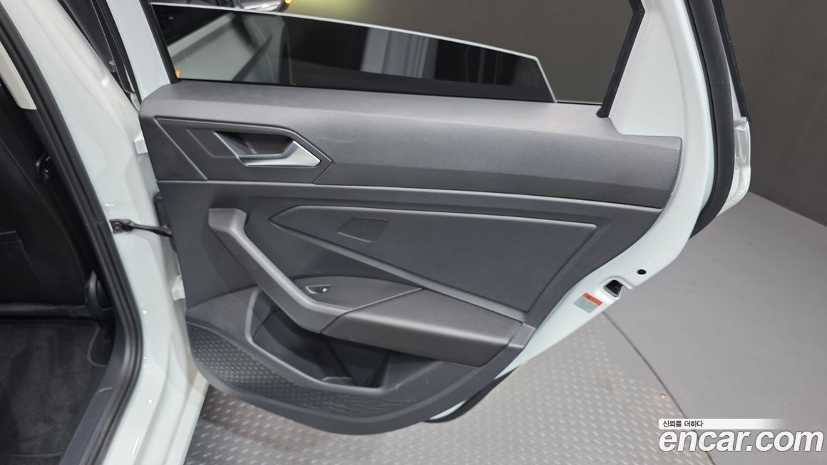 Volkswagen Jetta 2023